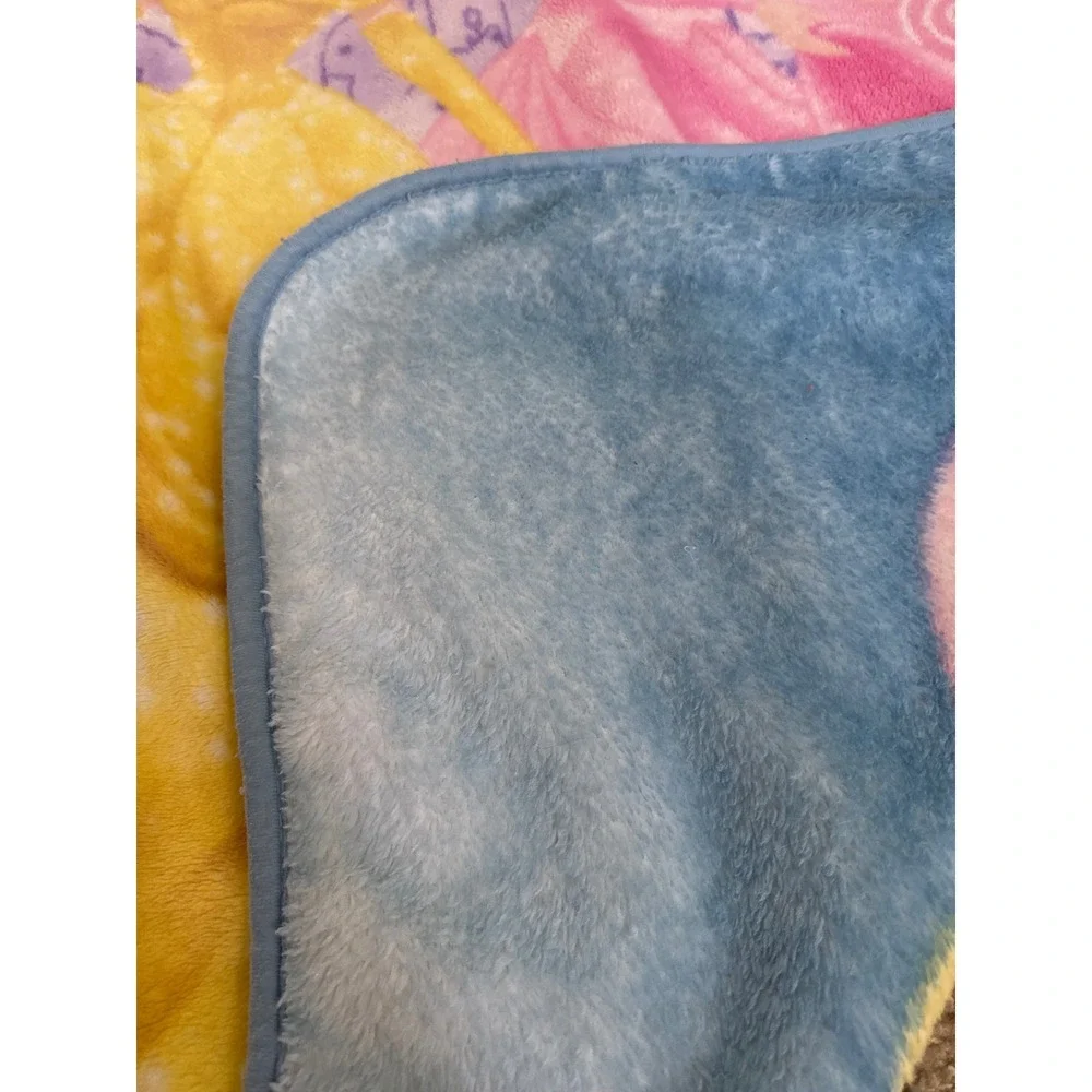 Disney Princess Plush Oversize Throw Blanket Belle Cinderella Aurora 59x78 Blue